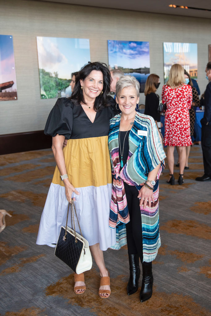 Kimberly Clifton, Robbie Hamilton (Photo by Tamytha Cameron)