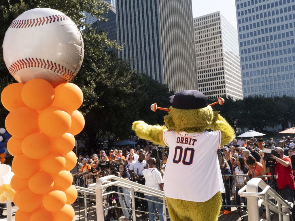 Orbit got into the Astros fun at City Hall. (Photo by F. Carter Smith)