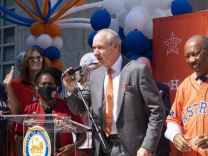 Astros Owner and Chairman Jim Crane, Astros General Manager James Click, Astros alums Jeff Bagwell and Jose Cruz, mascot Orbit and the Coca-Cola Shooting Stars will join Houston Mayor Sylvester Turner at City Hall to kick off the postseason celebration at