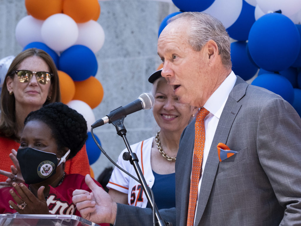 Astros owner Jim Crane is not big on speeches. But he embraced this crowd. (Photo by F. Carter Smith)