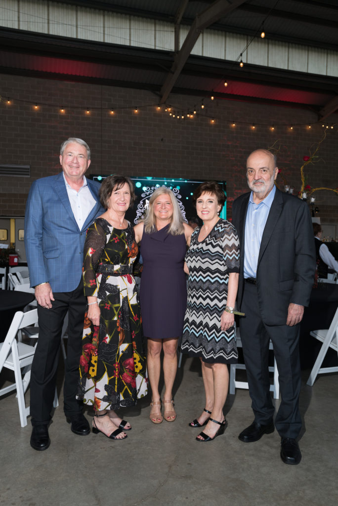 Dave & Karen Smith, Cristina Vetrano, Debbie & Ozzie Bauer (Photo by Daniel Ortiz)