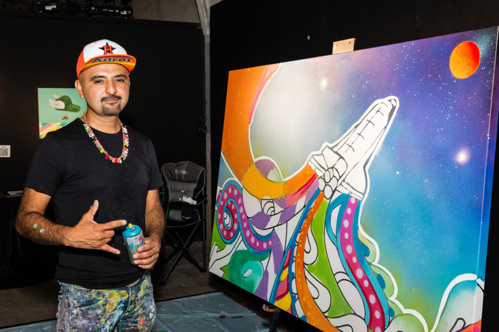 Gonzo247 gets in on some aerosol action. (Photo by Emily Jaschke)