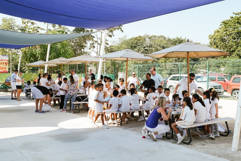 The school, with mostly scholarship based enrollment, focuses on “giving students a bilingual education while equipping each child with the tools and the self-esteem they need to grow into successful human beings and leaders in their community.