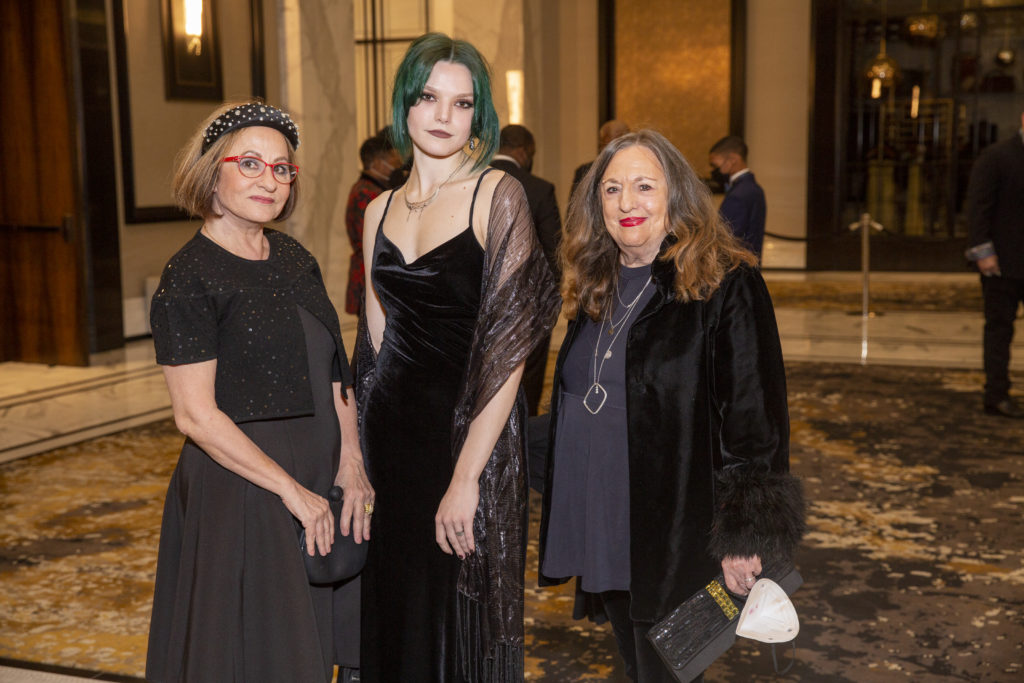 Anna Mavromatis, Paulina Khotskaia, and curator of the art auction Barbara Davis at the Rothko Chapel 50th anniversary celebration. (Photo by Jenny Antill Clifton)