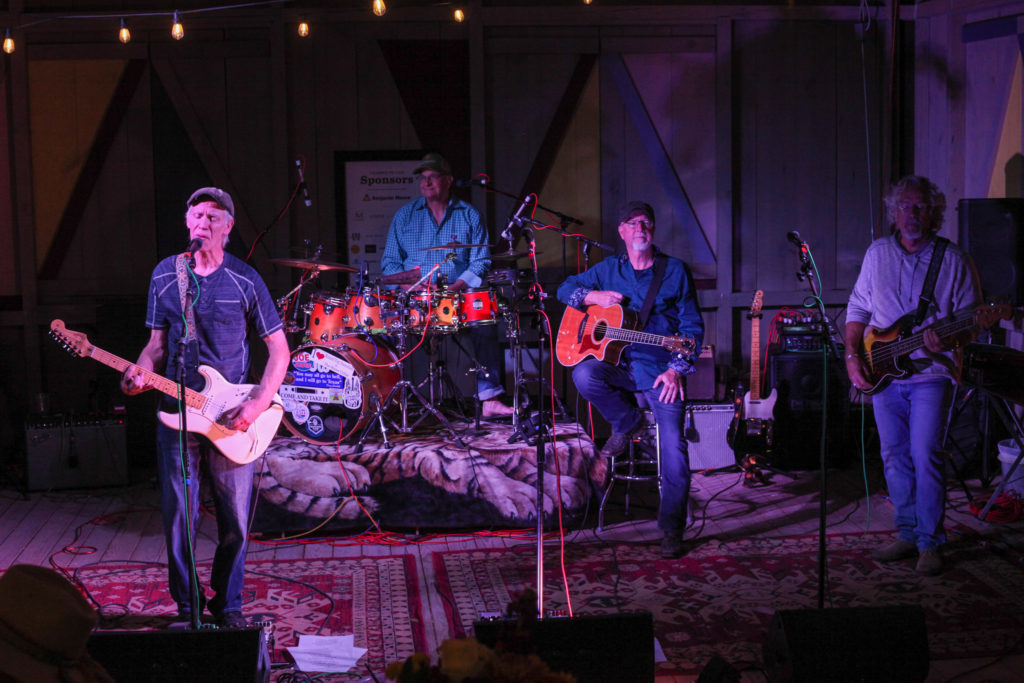 Black Cat Choir brought down the house. (Photo by Chris Pierre Bachman)