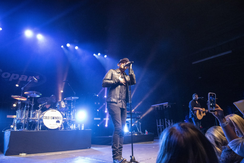 Country music star Cole Swindell was one of the event's headliners (Photo by Tamytha Cameron   )