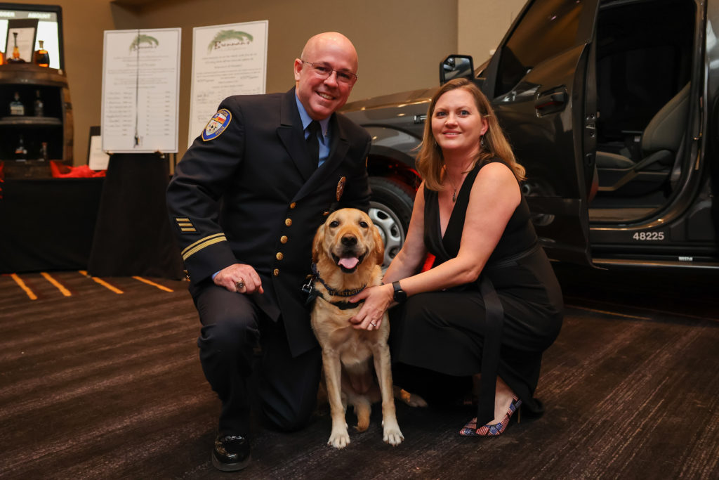 Tim & Karyn Kelly with Lux Kelly at the HPFFA Charitable Foundation 'Red Hot Gala' (Photo by CatchLightGroup.com)