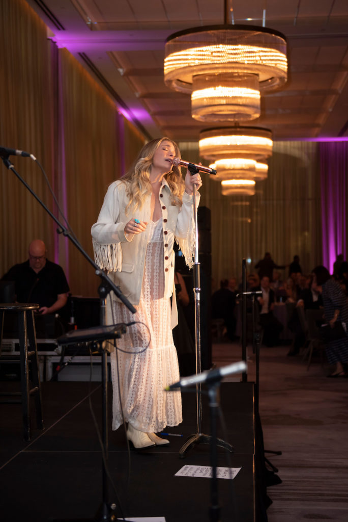 LeAnn Rimes performed an acoustic set at the Texas Trailblazer Awards, benefitting The Family Place. 