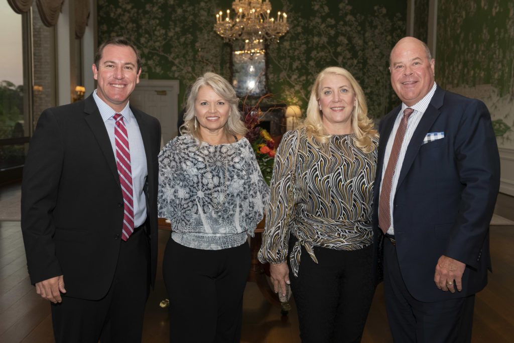 Mike & Kristi Eilersten, Steve & Kendra Hefner at the Scenic Houston annual dinner.