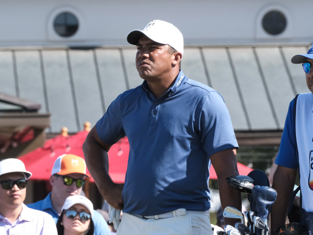 Jhonattan Vegas enthusiastically greeted Jim Crane coming off 18 despite his struggle of a final round at the Houston Open. Photo by F. Carter Smith) 
