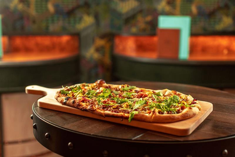 Electric Shuffle offers pizza boards for groups to share.