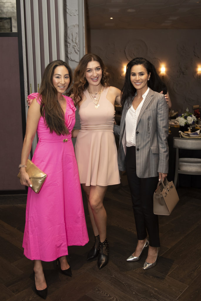 Sharon Clark, Diana Zaseeva, Kira Nasrat