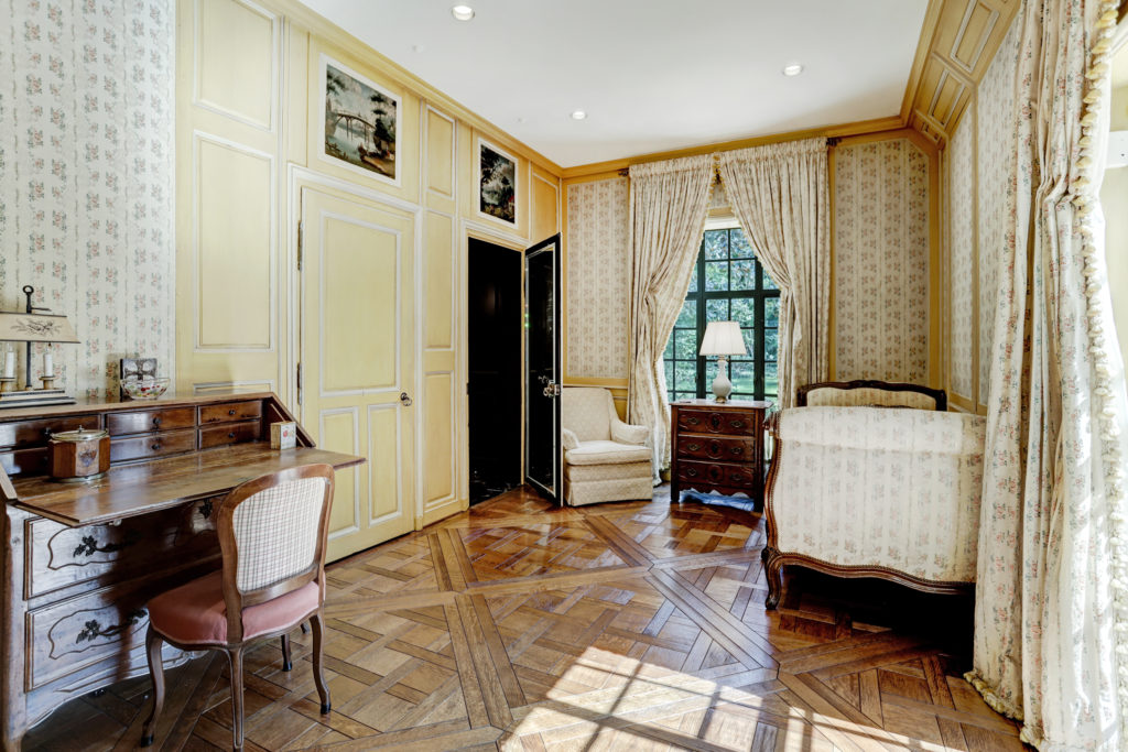 The intimate secondary bedroom (Photo by TK Images)