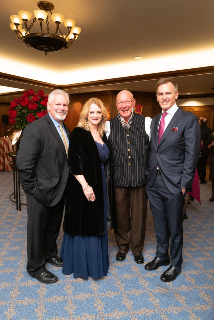 Mike & Leanne Dry, Honoree Kelly Amen, Todd Tautfest at the Houston Social Book Houston Treasures evening held at The Houstonian (Photo by Daniel Ortiz)