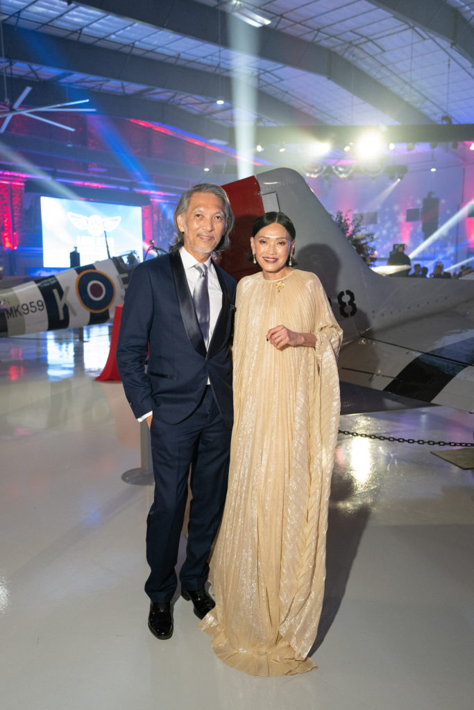 Drs. Marc & Duyen Nguyen at the Lone Star Flight Museum Gala honoring Oscar Wyatt. (Photo by Daniel Ortiz)