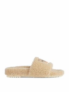 679948_DEB00_9556__Light (Photo by Jalan and Jibril Durimel)