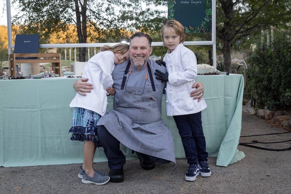 Chef Dan Landsberg with with Gracie & Eli Landsberg at the 30th anniversary of Zoo to Do in Dallas. (Photo by Thomas Garza Photography)