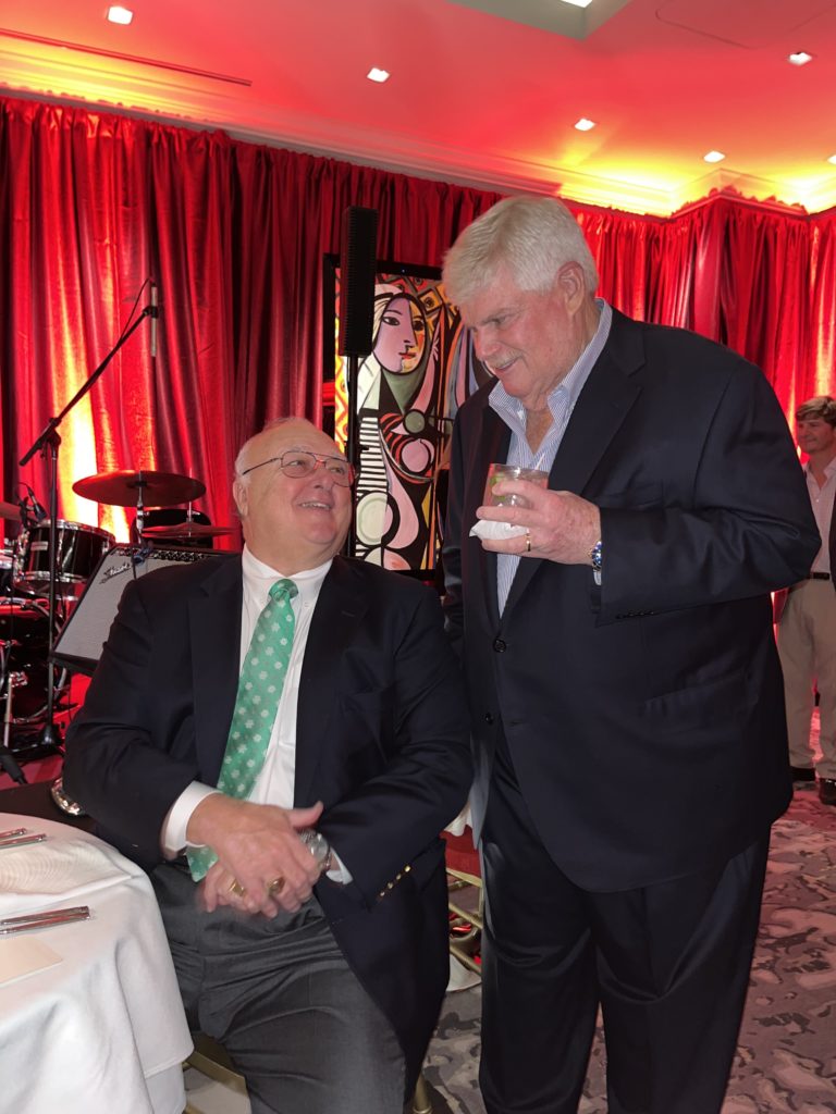 houston-s-pop-up-nightclub-turns-into-a-sophisticated-hit-steve-tyrell-and-his-billionaire-believer-pull-off-magic
