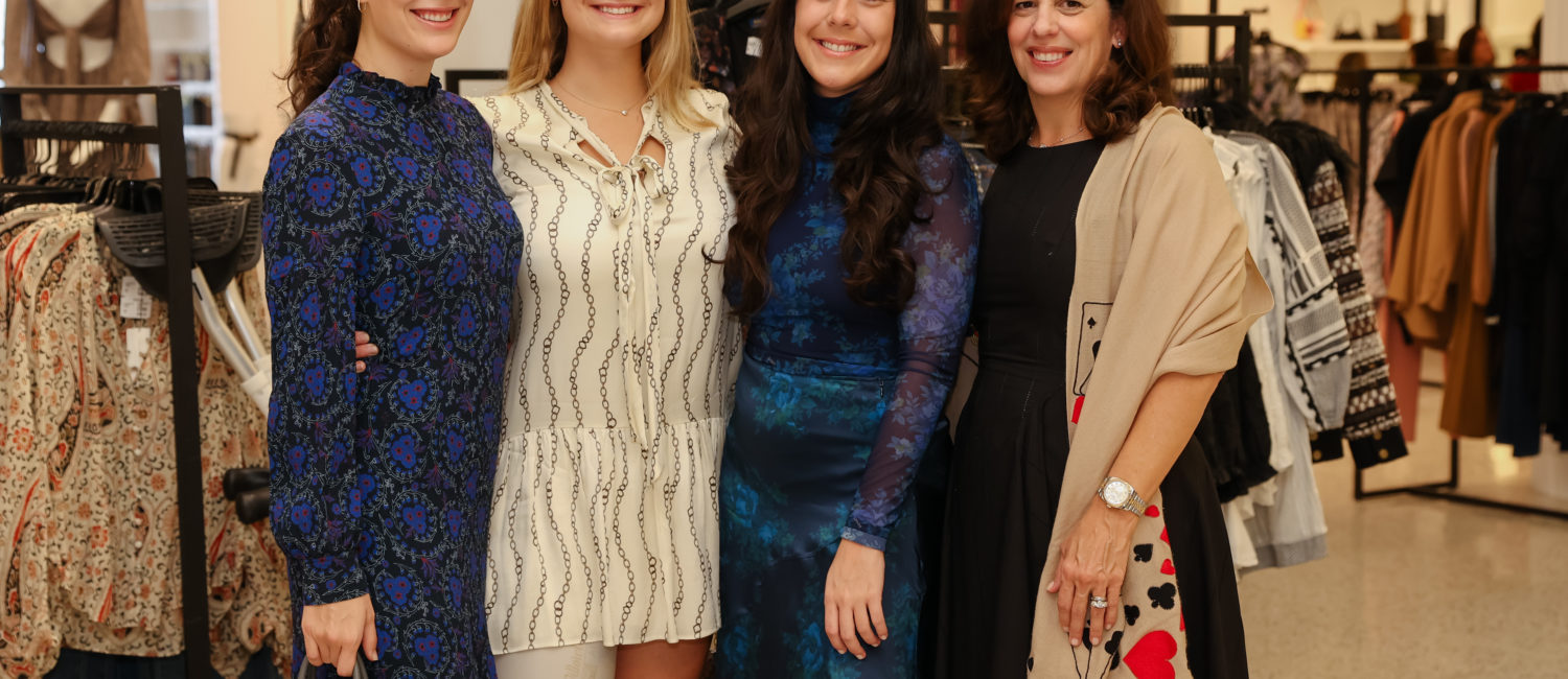 Maggie Lummis, Louisa Lummis, AGN Co-Chairs Frances Lummis and Isabel Lummis (1)