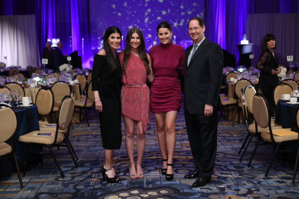 Shirley & Allen Becker Leadership award recipient Aileen Weycer with daughters Lindsay and Hayley and husband Mark Weycer at Jewish Family Service's annual celebration. (Photo by Johnny Than)