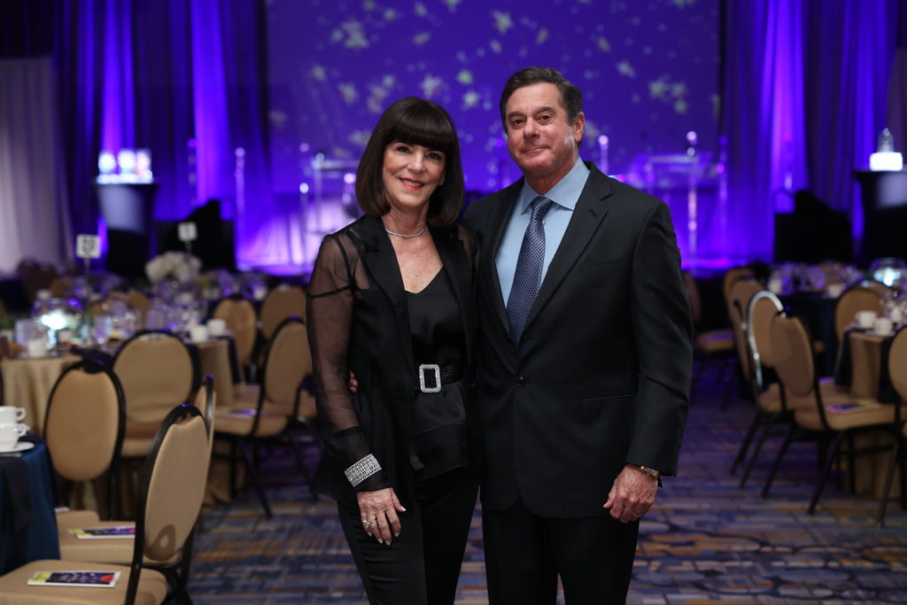Shirley and Allen Becker Leadership Award Recipient Jamie Wolf & Bert Wolf at Jewish Family Service's annual celebration. (Photo by Johnny Than)