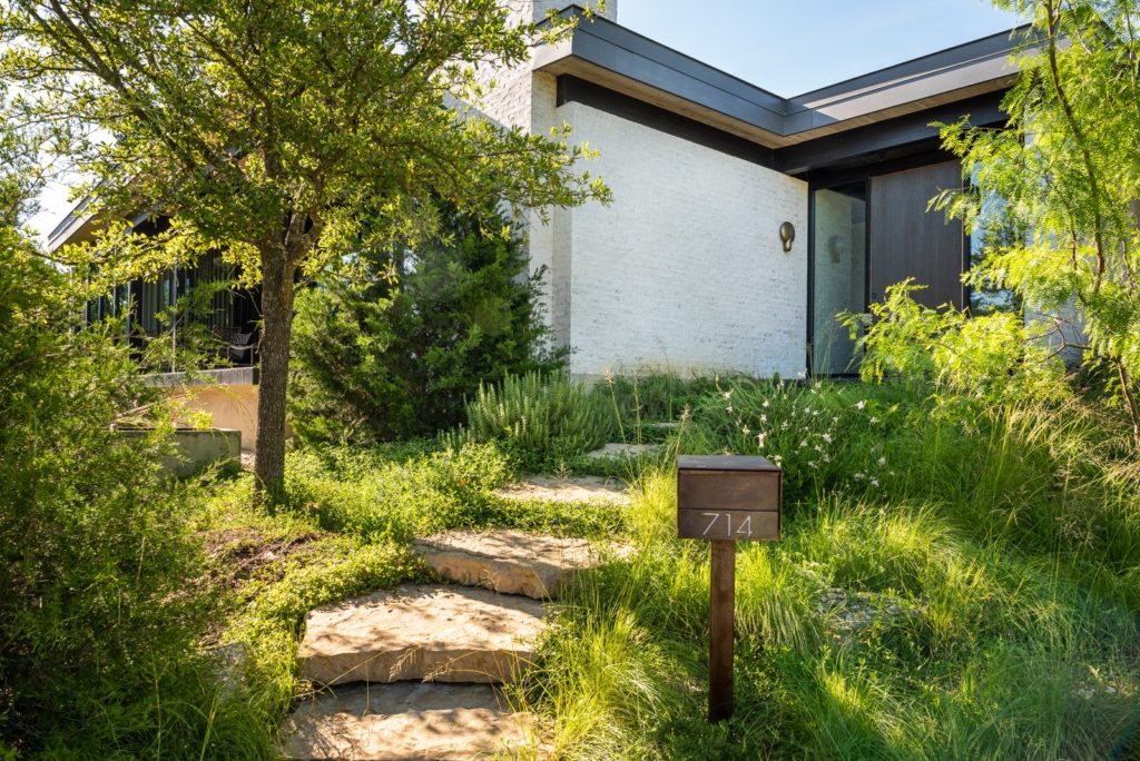 Winning Entry: Residential Interior Design Under 3,500 Square Feet, Joshua Rice Design. (Photos Robert Tsai, Stephen Karlisch)