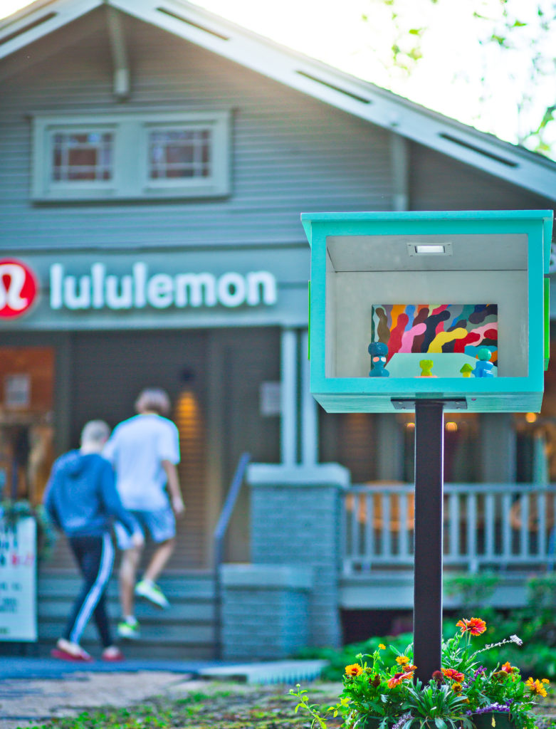 Launching from the Heights, this tiny gallery project could potentially open up to an artwalk of 10 Little Galleries.

Photo Credit: Morris Malakoff