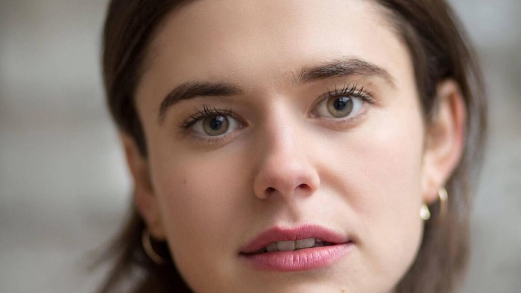 New Hulu series "Conversations With Friends" stars newcomer Alison Oliver as Frances.