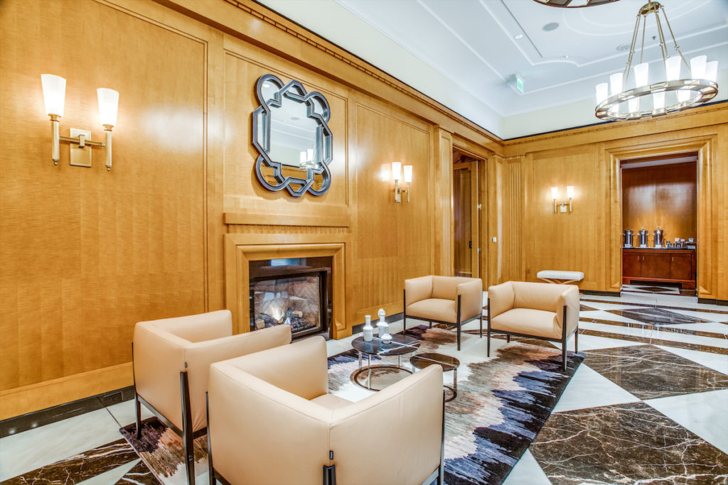The lobby of the Ritz-Carlton Dallas Residences could feel like home. (Photo by Shoot2Sell for Douglas Elliman)