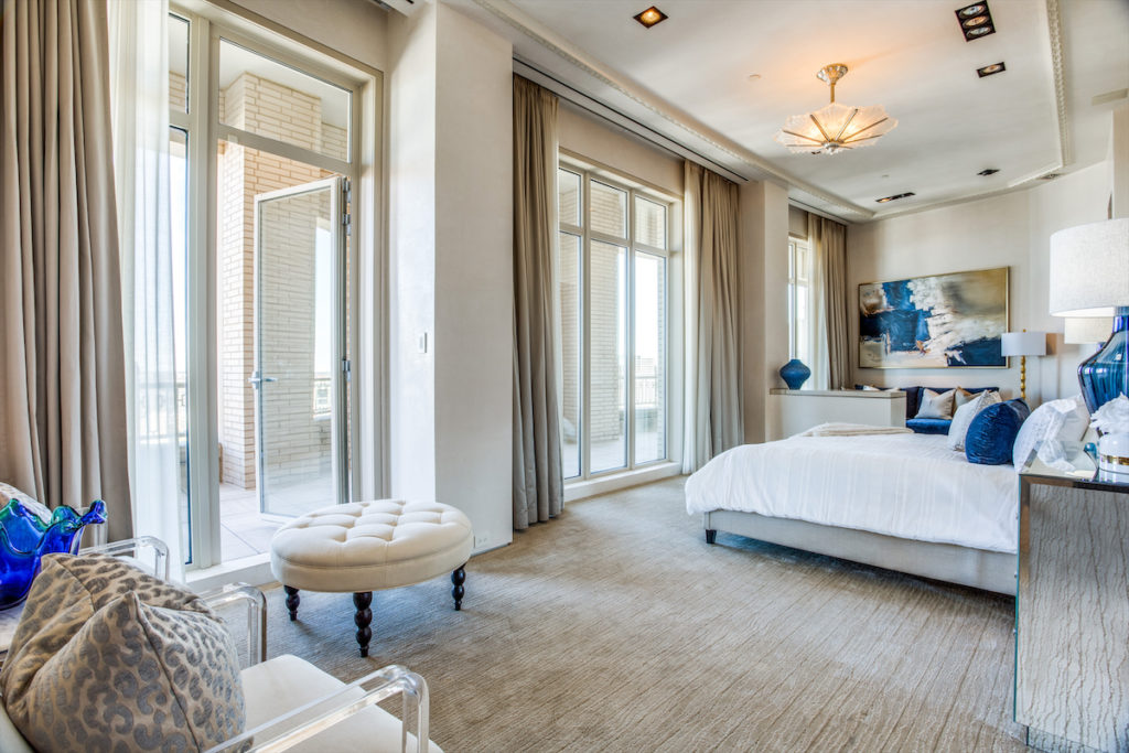 Your own private penthouse terrace. (Photo by Shoot2Sell for Douglas Elliman)