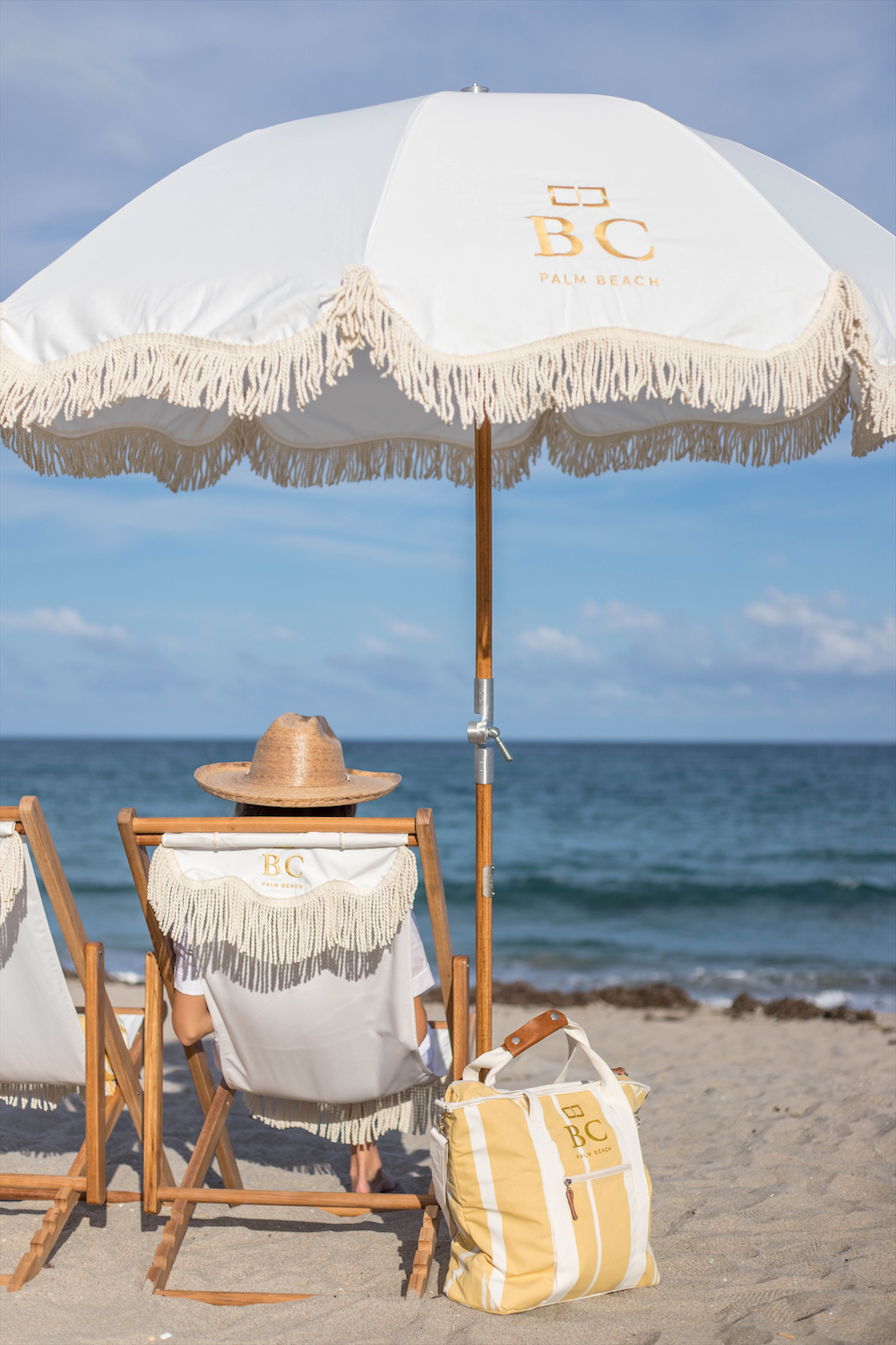 Sunny white shores of Palm Beach (Photo Credit: Bronwyn Knight)