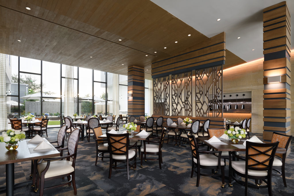 The assisted living dining room at MorningStar River Oaks gives residents plenty of options. (Photo by Mariella & Luis Ayala)