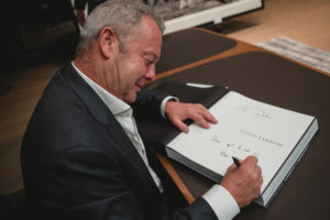 David Yarrow-407 (Photo by Johnny Than )