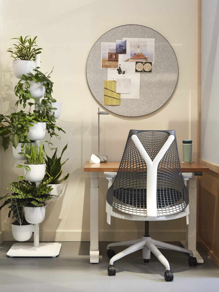 Sayle chair Designed by Yves Béhar