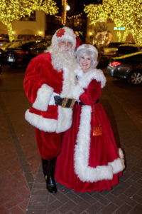 Santa & Mrs. Claus appearing for their annual night in Highland Park Village (Photo by WJN Photo)