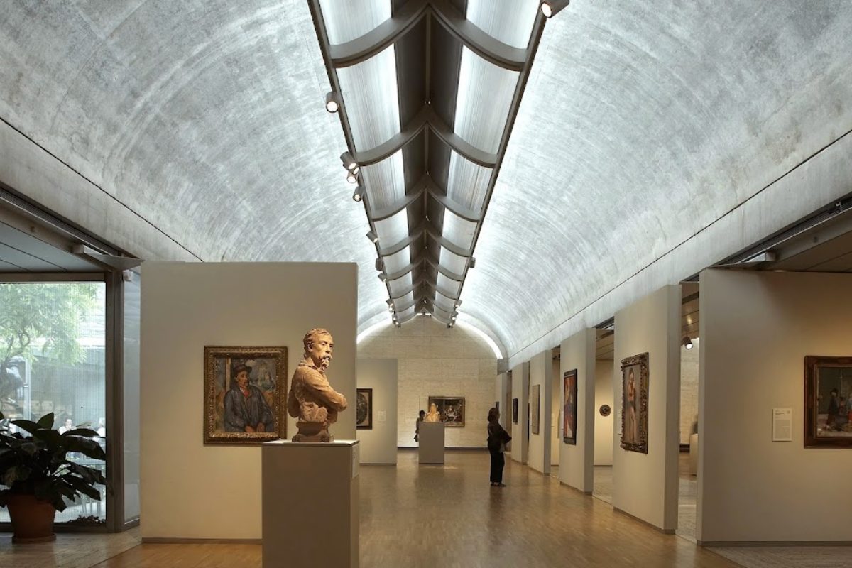 Art museum перевод. Луис Кан музей Кимбелл. Художественный музей Кимбелл, Форт-Уорт, Техас. Kimbell Art Museum в Техасе. Музей Кимбелл изнутри.