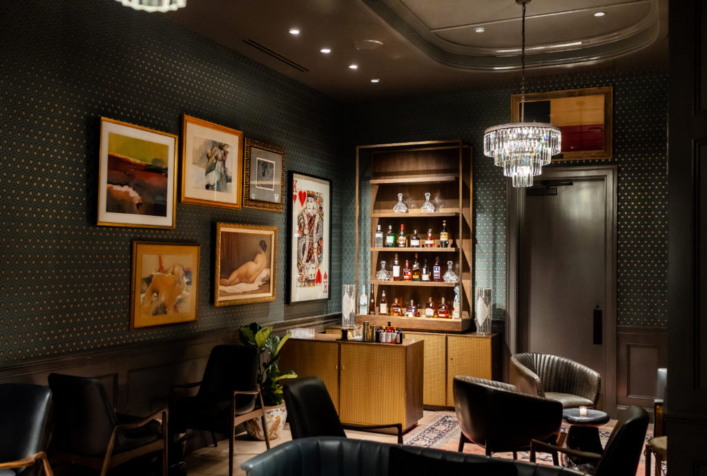 Magnum Room