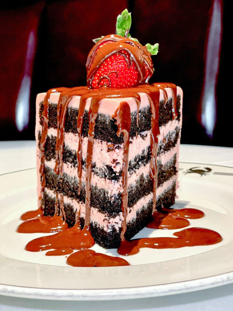 Val – Trulucks strawberry chocolate cake