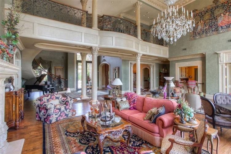 4400 Overton Crest with room for hung tapestries, multiple seating areas, even a grand piano in the entry.