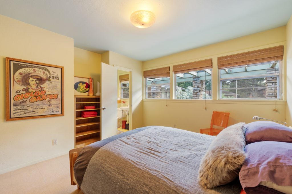 The mid-century modern time-capsule dwelling at 2430 Maroneal Street in Old Braeswood   (Photo by Josh Gremillion Photography)