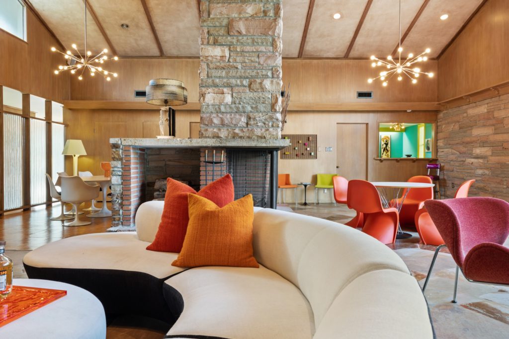 The mid-century modern time-capsule dwelling at 2430 Maroneal Street in Old Braeswood   (Photo by Josh Gremillion Photography)