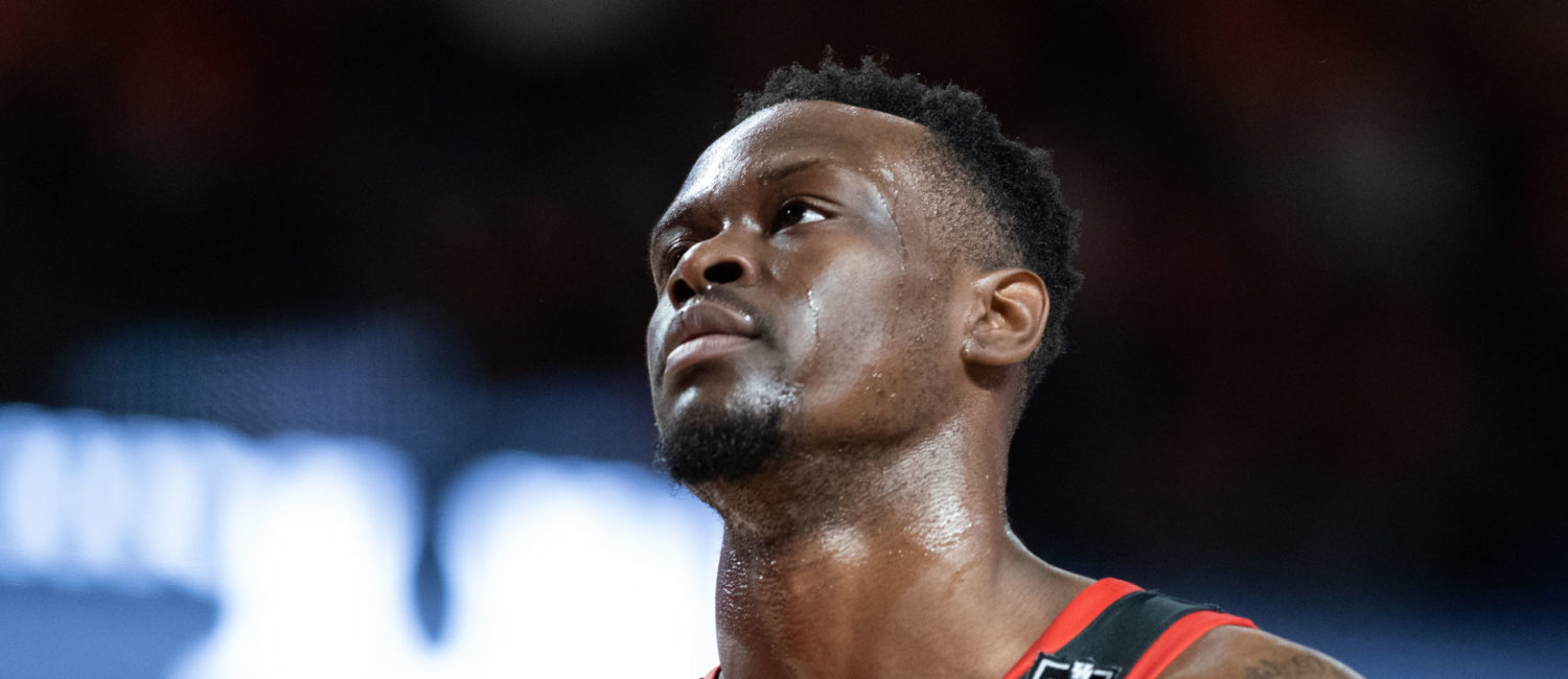 Taze Moore University of Houston Cougars men’s basketball team defeated the SMU Mustangs