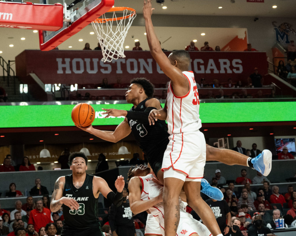 Tulane guard Jalen Cook had to really work to score against UH. (Photo by F. Carter Smith)