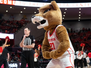The University of Houston Cougars basketball team defeated the University of Central Florida, Thursday night at the Fertitta Center
