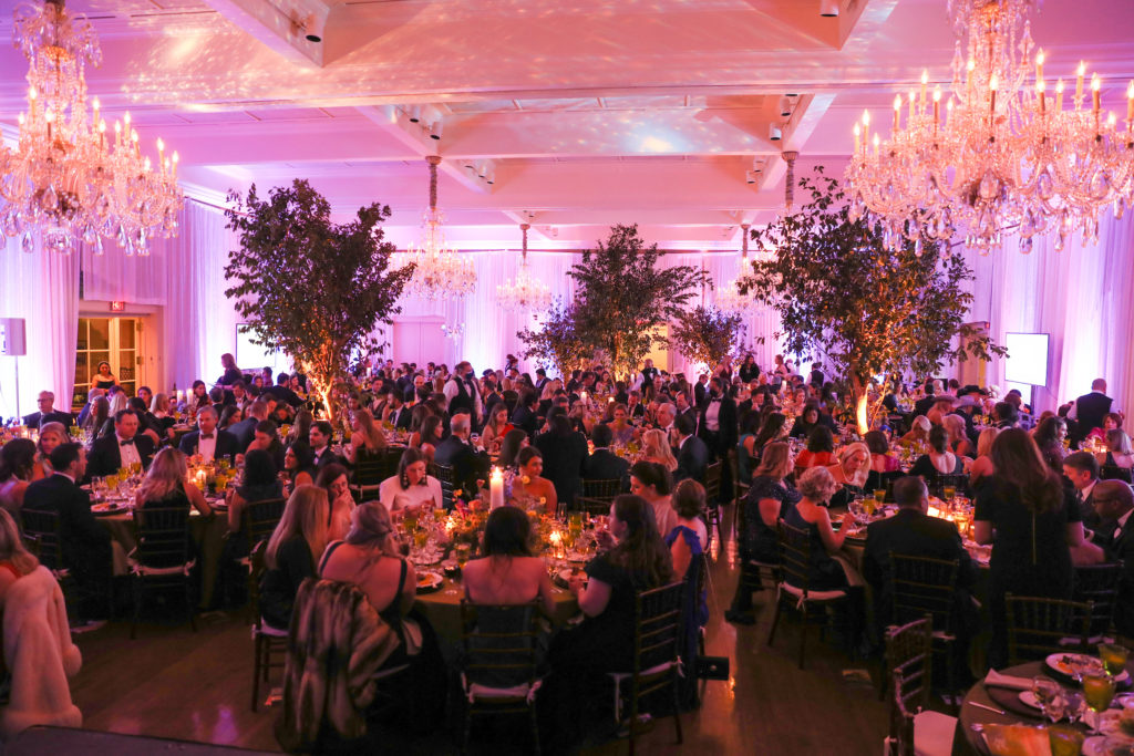 Dinner during the Junior League of Houston Charity Ball held at the league home on Briar Oaks Lane. (Photo by Priscilla Dickson)