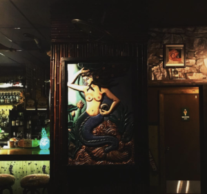 Lei Low Rum & Tiki Bar, Interior