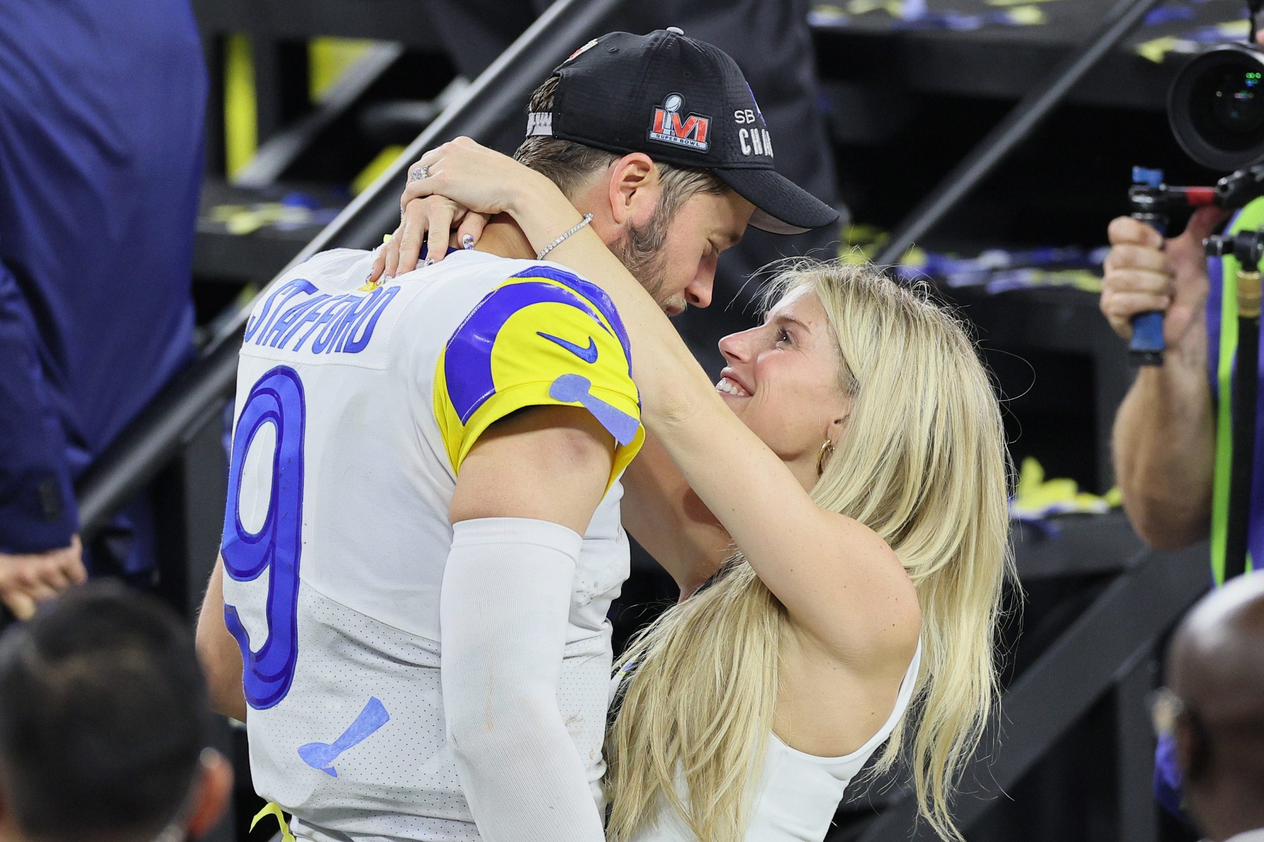 Matthew Stafford kisses wife Kelly after Super Bowl 2022 win