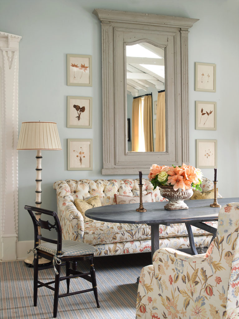 The main room combines the living and dining area of Rose Cottage. (Photo by Tria Giovan)