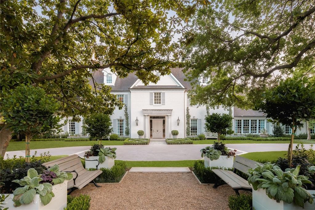 While a more subdued palette of creams, greys, and olives bring the former fantasyland down to earth, the vestiges of the illustrious 2021 event make the estate truly one-of-a-kind. Landscaping From the Ground Up.(Photo by Costa Christ Media)