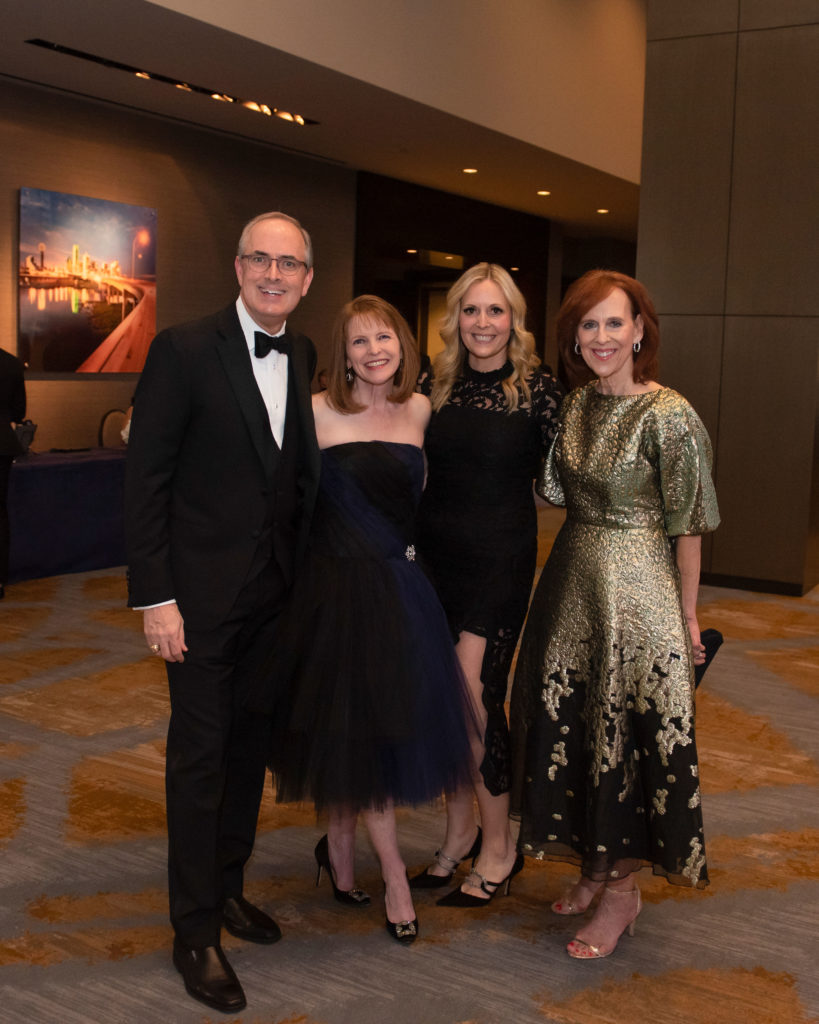 Brent Christopher, Monica Egert Smith, Lora Farris, Susan Farris (Photo by Tamytha Cameron   )